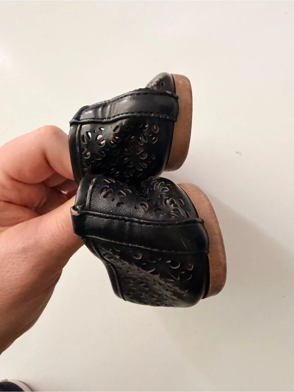 Report Black Girl’s Laser-Cut Ballet Flats with Bow
